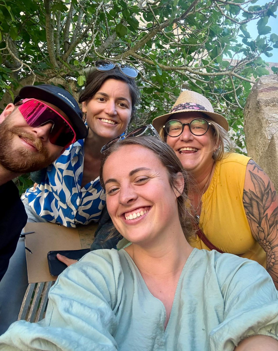 The Arc-en-ciel school / ESI Nendaz-Siviez, is.... 